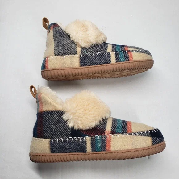 Dearfoams Alpine Moritz Bootie House Slippers Womens 9 Cream Plaid - Picture 8 of 16